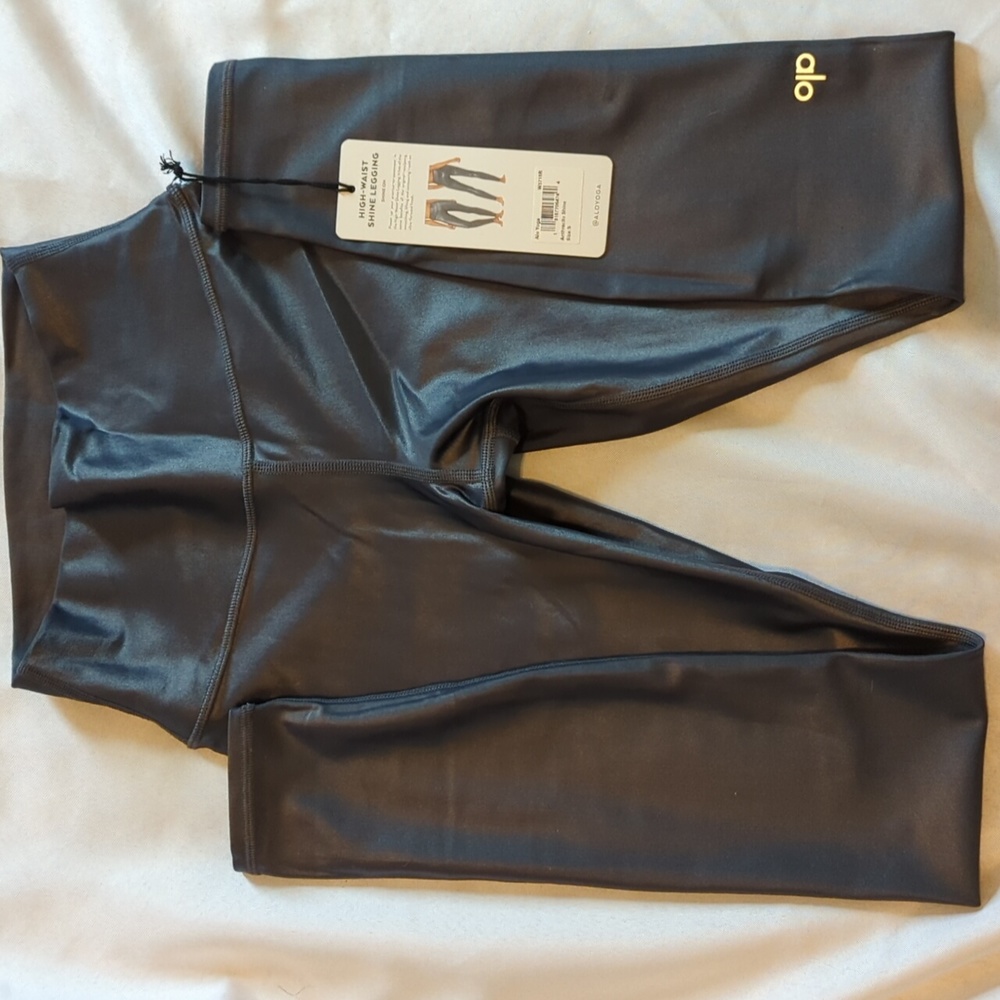 ALO Anthracite Shine Leggings in Anthracite Size S